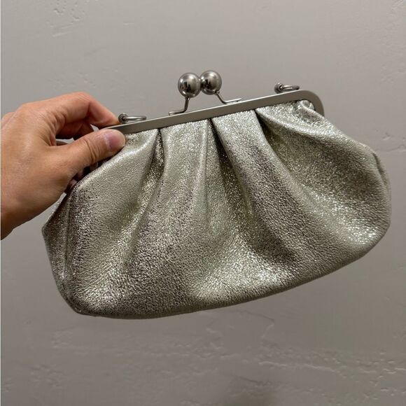 Silver Glitter Sheepskin Handmade Kisslock Slouchy Clutch/Wristlet/Crossbody - Picture 8 of 17
